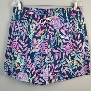 Lilly Pulitzer Men’s Capri Trunks in Oyster Bay Navy You’ve been Spotted Large